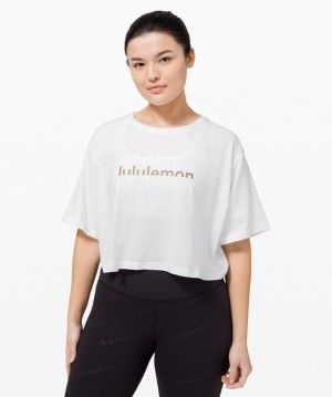 Lululemon Cortes Crop T-Shirt Logo Blancos | 238154LJN