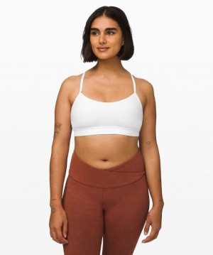Lululemon Flow Y Nulu Bra Light Support Blancos | 932416KYR