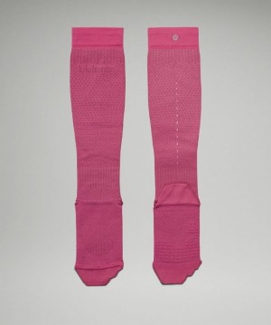 Lululemon MicroPillow Compression Knee-High Running Sock Light Cushioning Rosas | 529843JHU